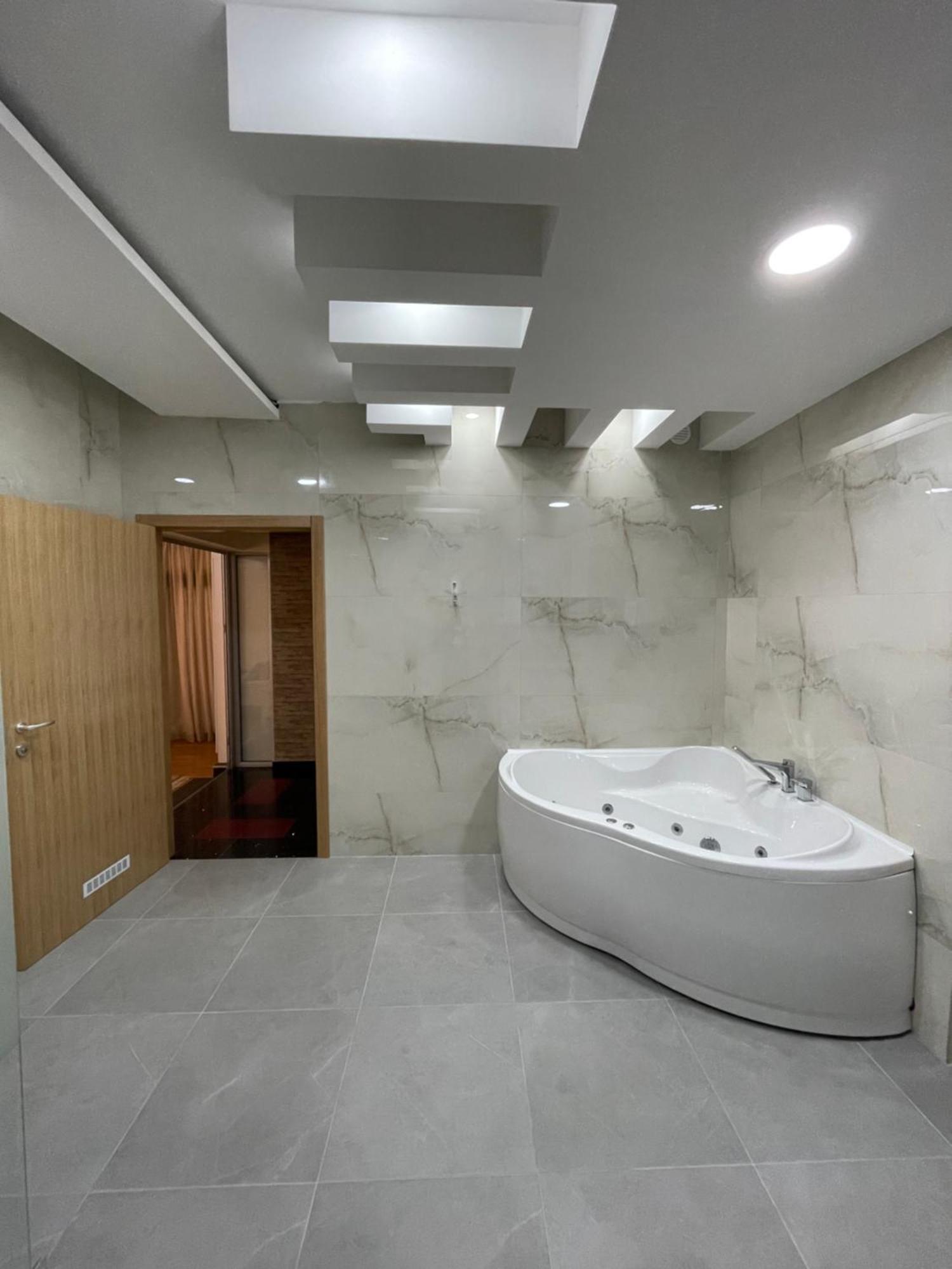 Hotel Bella Nella Лесковац Экстерьер фото