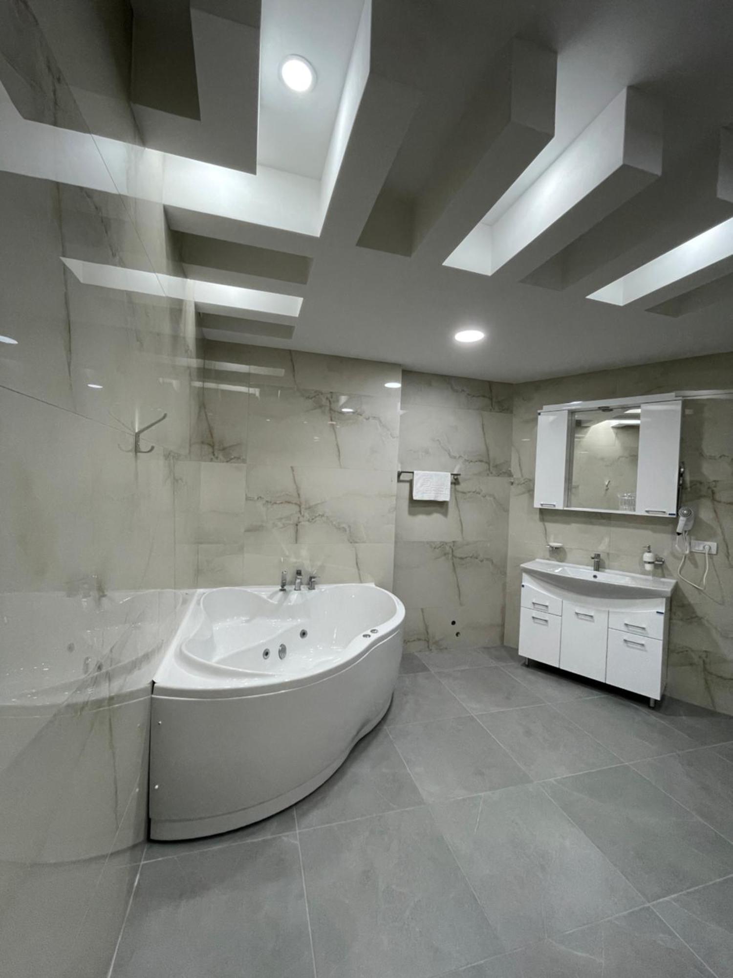 Hotel Bella Nella Лесковац Экстерьер фото